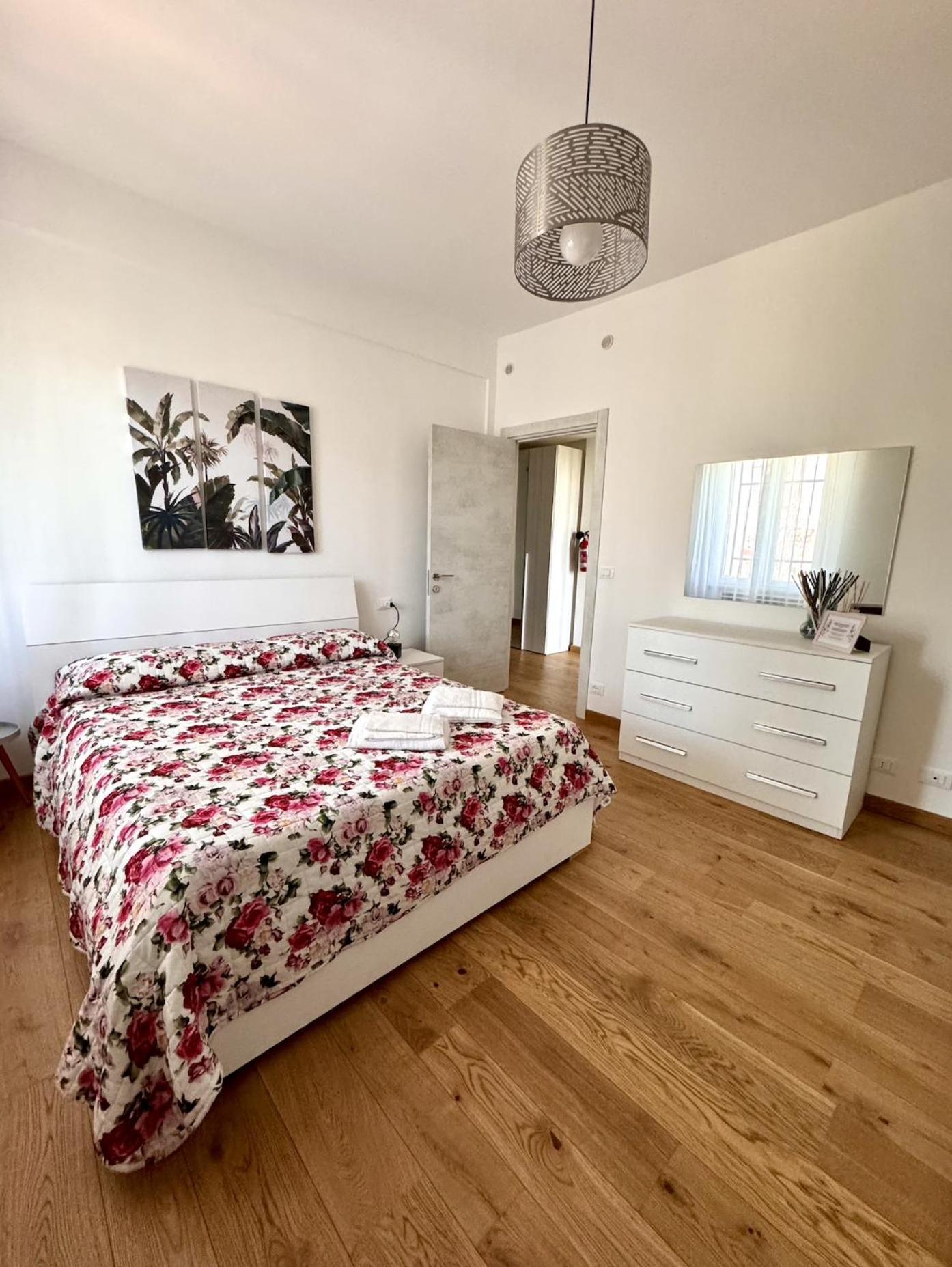 Apartamento My In The Pinewood Spotorno